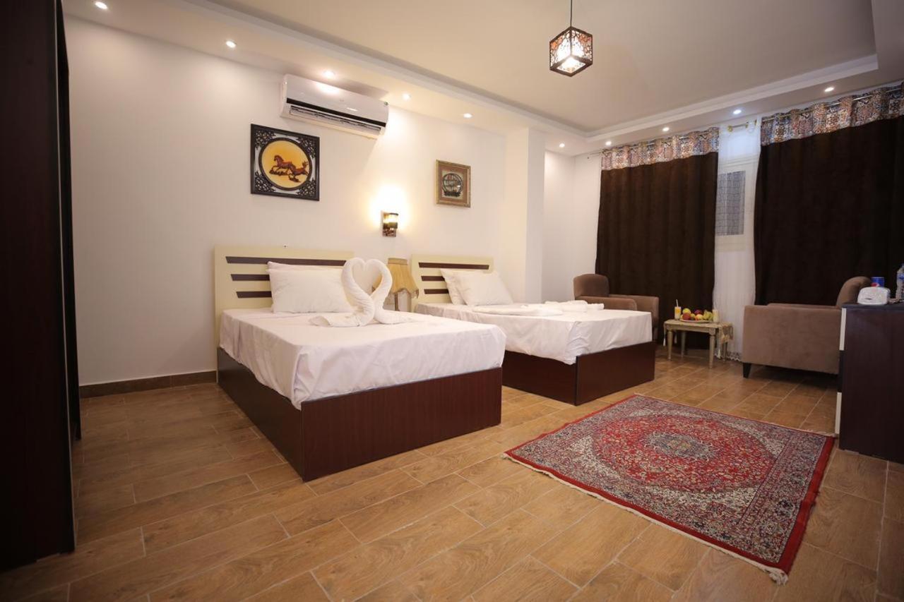 Hussien Lotus Pyramids View Guest house 3*